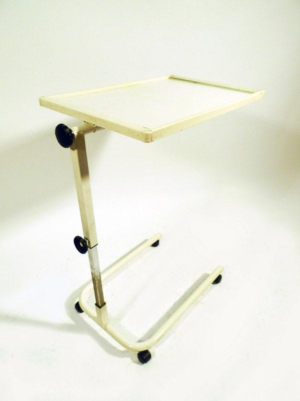 mesa carro auxiliar hospital alt.regulable (10eu.) 1u